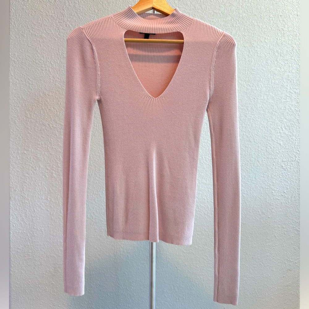 Women’s Express Pink Chest Cutout long sleeve shirt